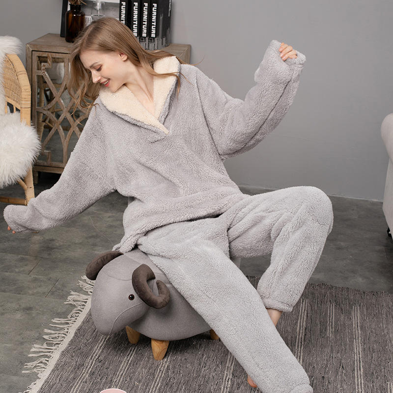 Wholesales Women's Autumn Winter Warm Flannel Women Pajamas Sets Two Piece Long Sleeve Flannel Women Sleepwear